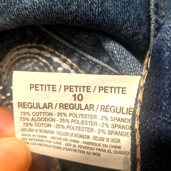 Code Bleu Andrea Women's Petite Capri Jeans - Picture 6 of 12